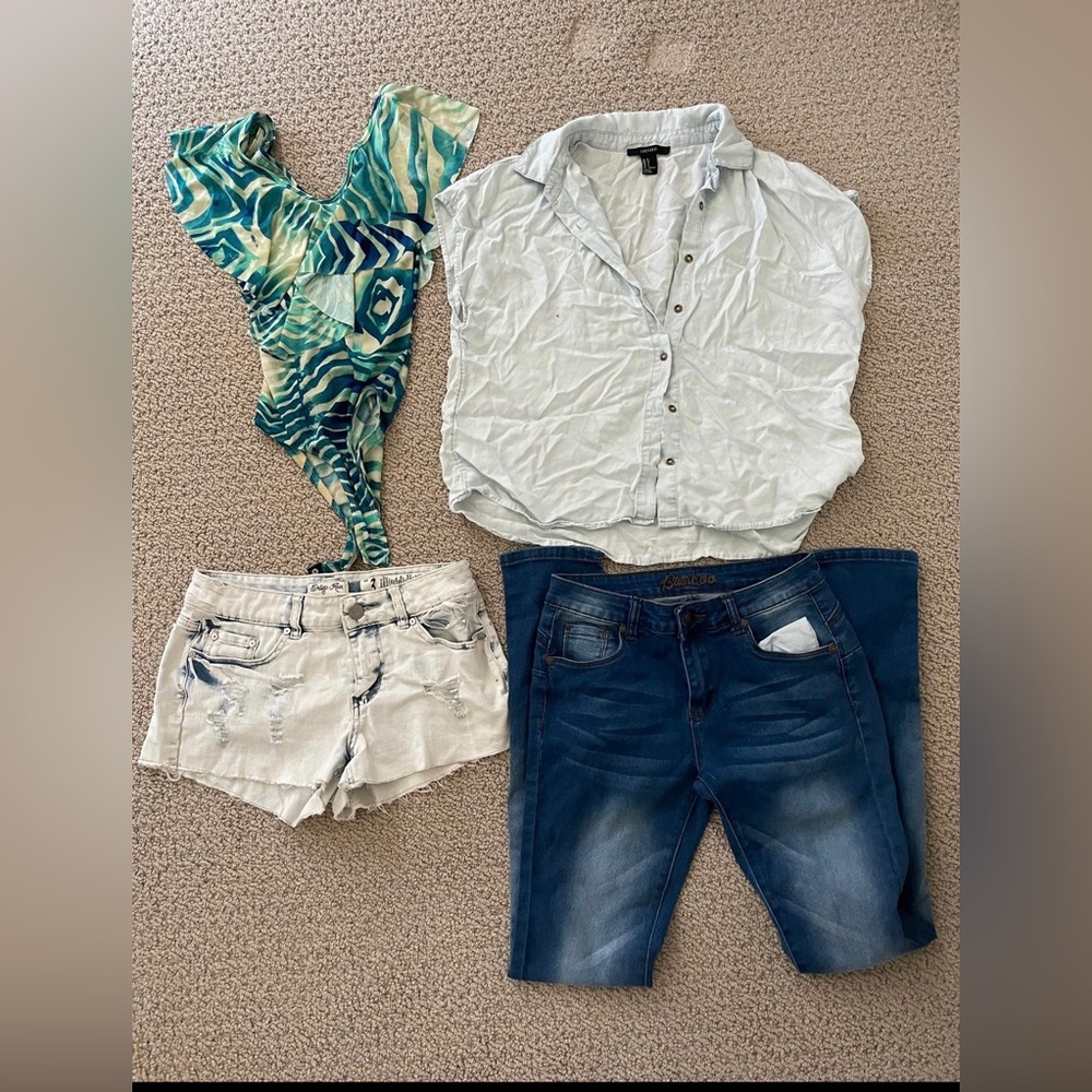 Summer girl outfit size small